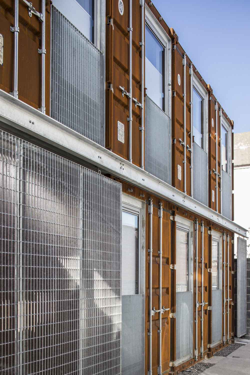 Container House, Ringsend, Dublin LiD Art, Research, Architecture