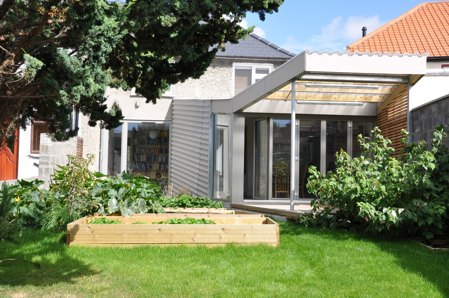 Image - Garden Kitchen extension Dublin, photo